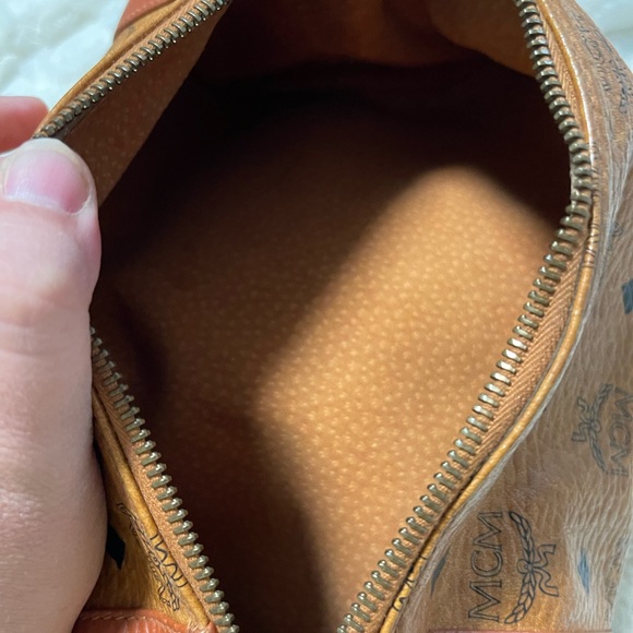 MCM Visetos Barrel Crossbody bag in excellent condition - Picture 9 of 9